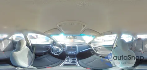 2015 Nissan Altima 2.5 из США, поврежденный, VIN 1N4AL3AP3FC222103